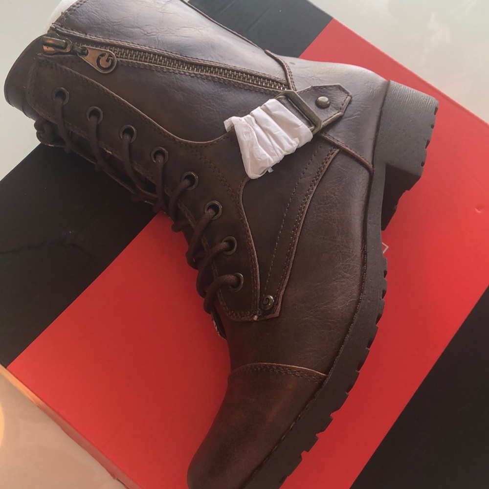 G by GUESS combat boots